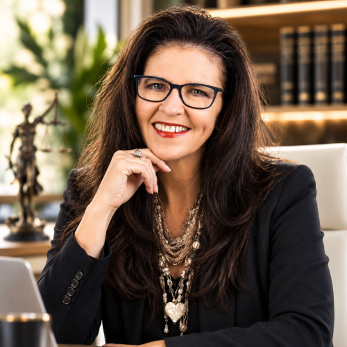 Juanitte Pieterse: Psycho-Legal Consultant, Family Law Mediator, Forensic and Psychological Counsellor
BSc (Hons) Psych Coun Forensic (cum laude),
Dip HE Psych (cum laude), Independent Practitioner.